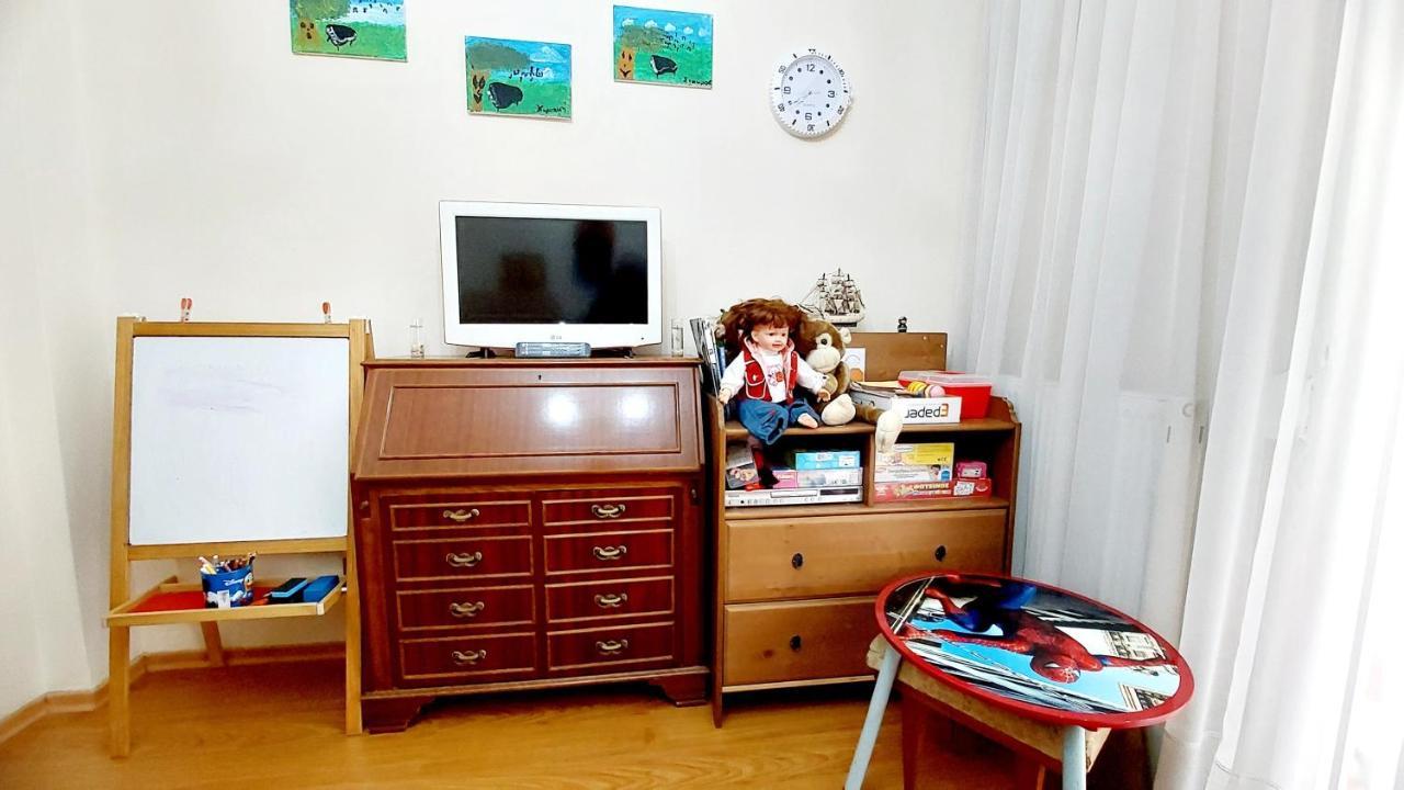 "Home Sweet Home" 3 Bedrooms Big House 110M Free Indoor Parking! Tessalónica Exterior foto